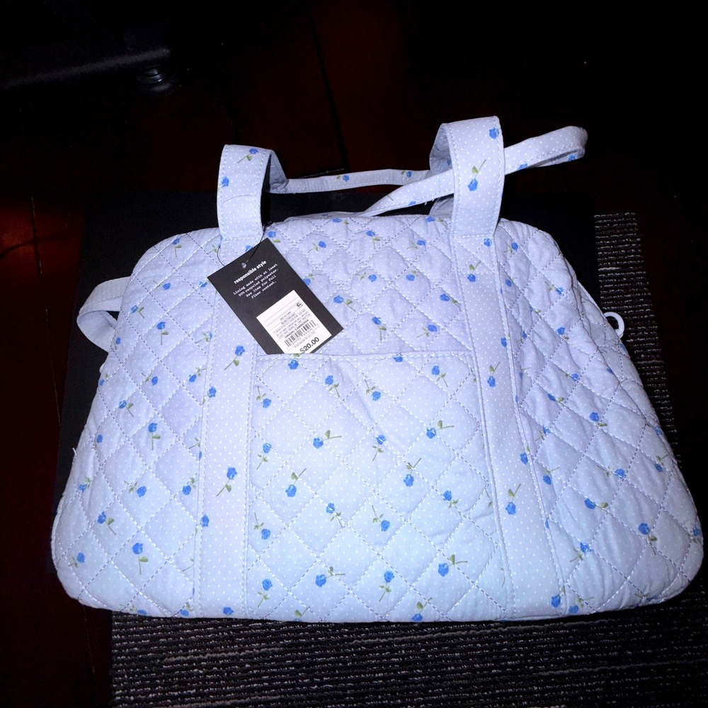 Art Class Duffel Bag Girls One Size Light Blue NEW Quilted Floral Polka Dot